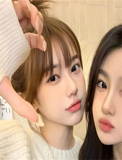 《不要改变那个少女》情感线现代解析开创性的：爱情、友情、亲情探讨