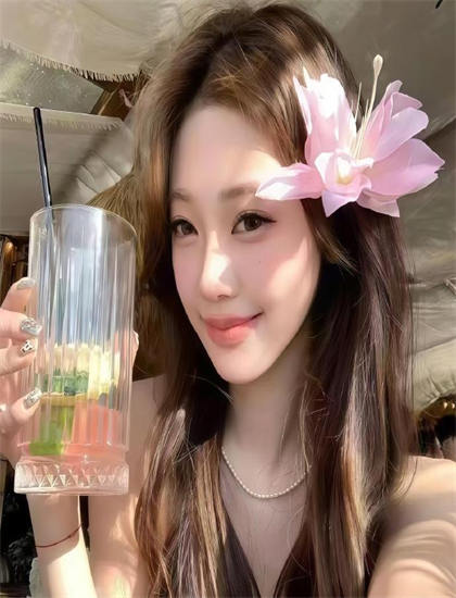 《谢谢祖母》的艺术划时代的：美学价值与创作技巧探讨